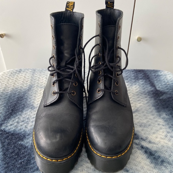 Dr. Martens Sanguine Bootie, platform, chunky, size 10 - Picture 3 of 7